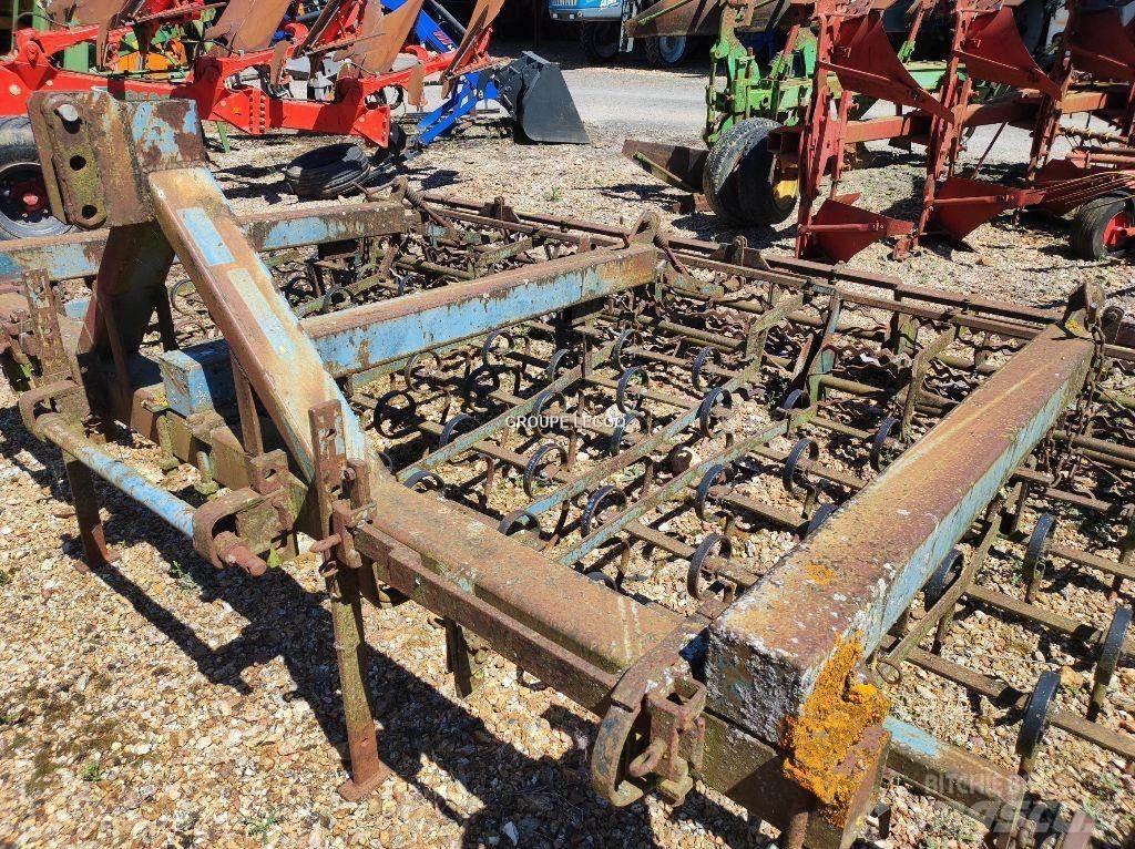 Köckerling 4M Déchaumeur, cultivateur