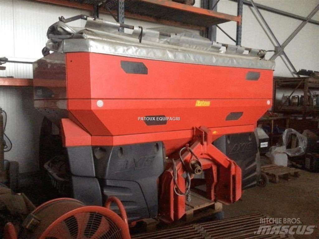 Kuhn AXIS50.1W Semoir à engrais