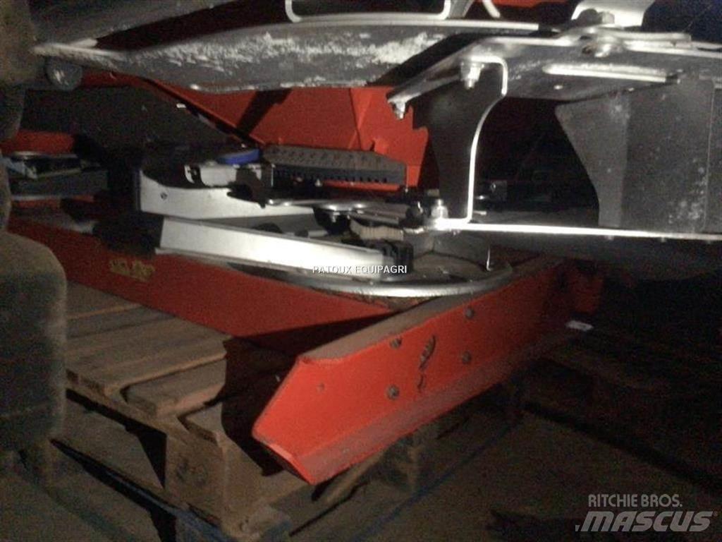 Kuhn AXIS50.1W Semoir à engrais