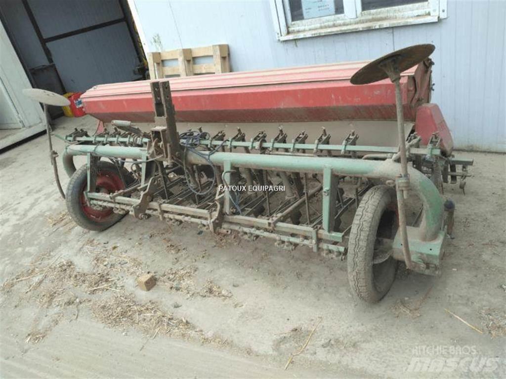 Nodet 19 RANGS Semoir