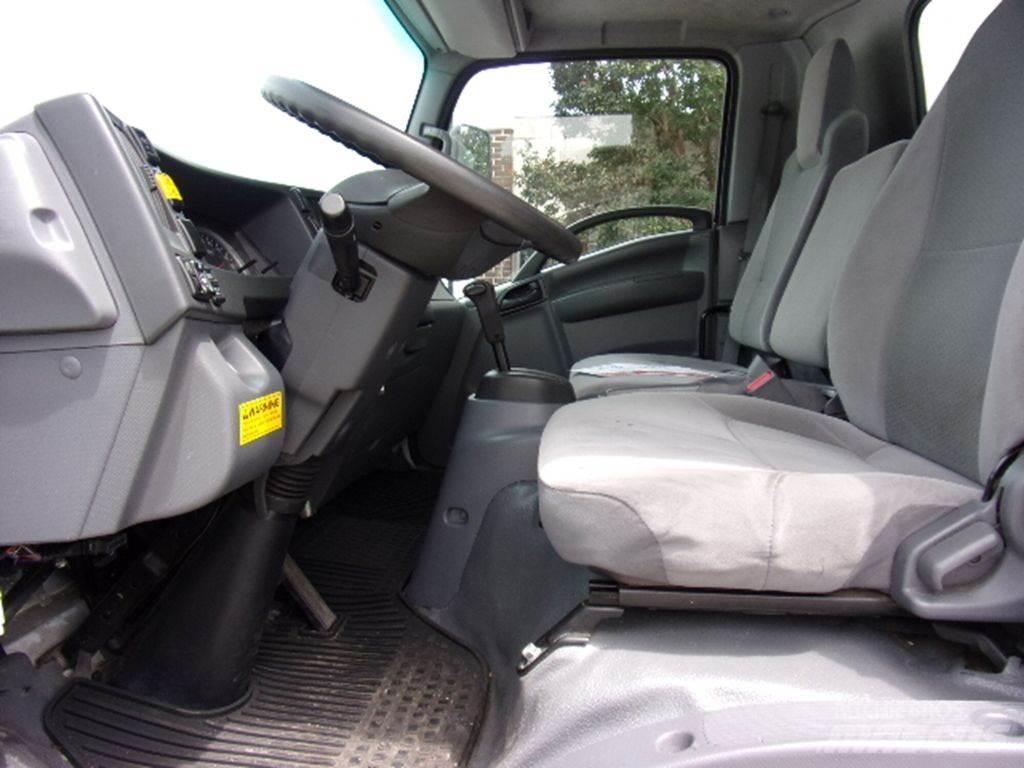 Isuzu NPR HD Camion Fourgon