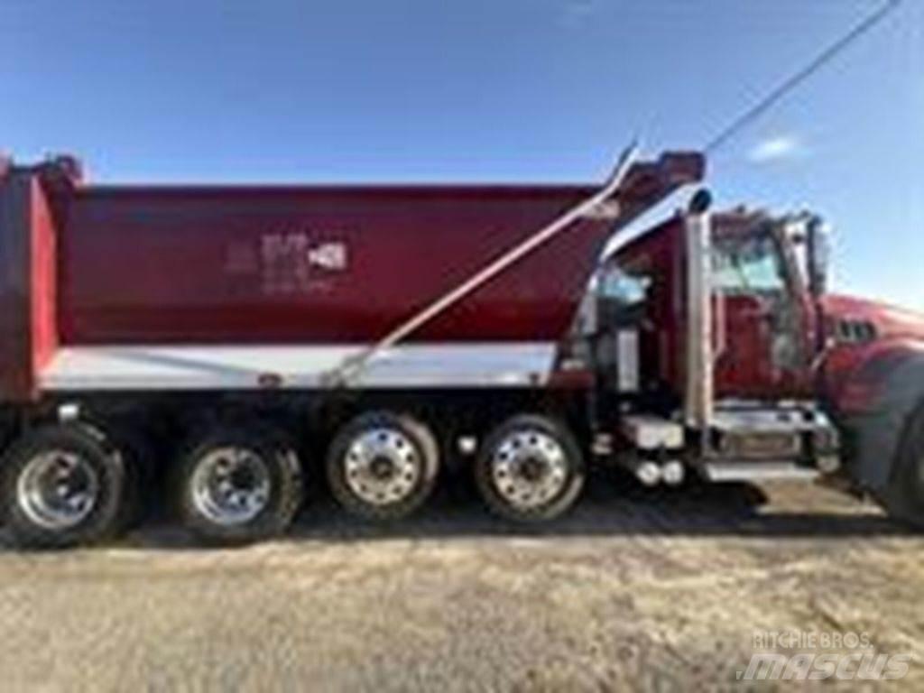 Mack GR104FR Camion benne