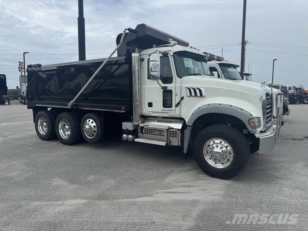 Mack Granite Camion benne