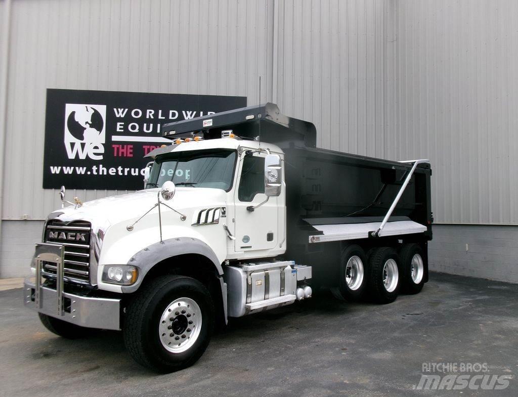 Mack GU713 Camion benne