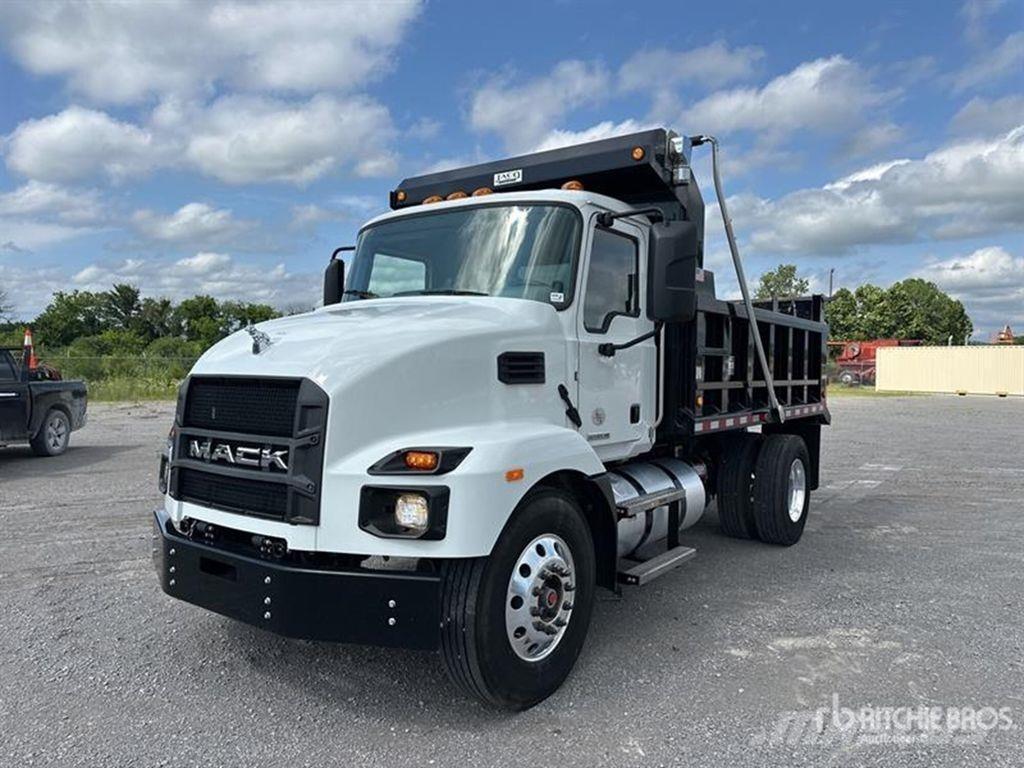 Mack MD6 Camion benne