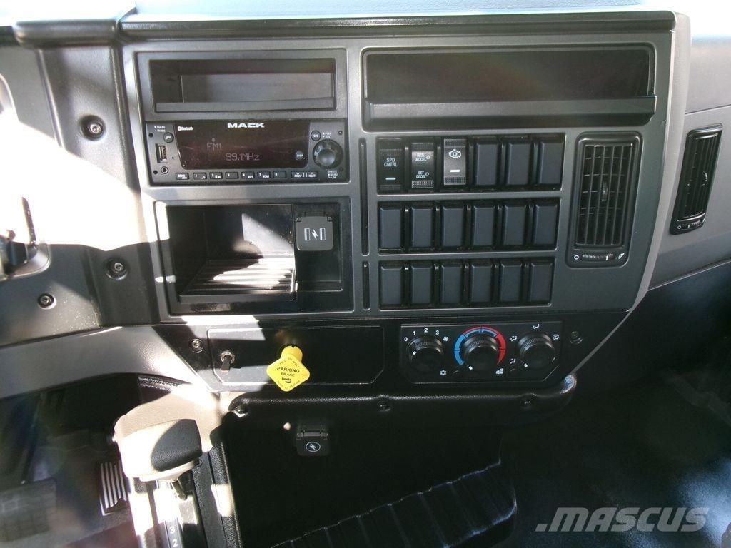 Mack MD6 Camion Fourgon