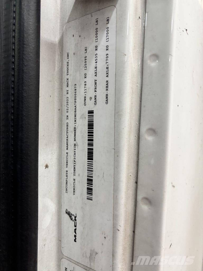 Mack MD6 Camion Fourgon