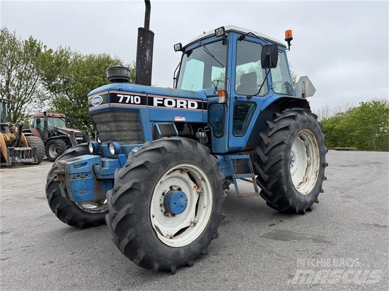 Ford 7710 Tracteur