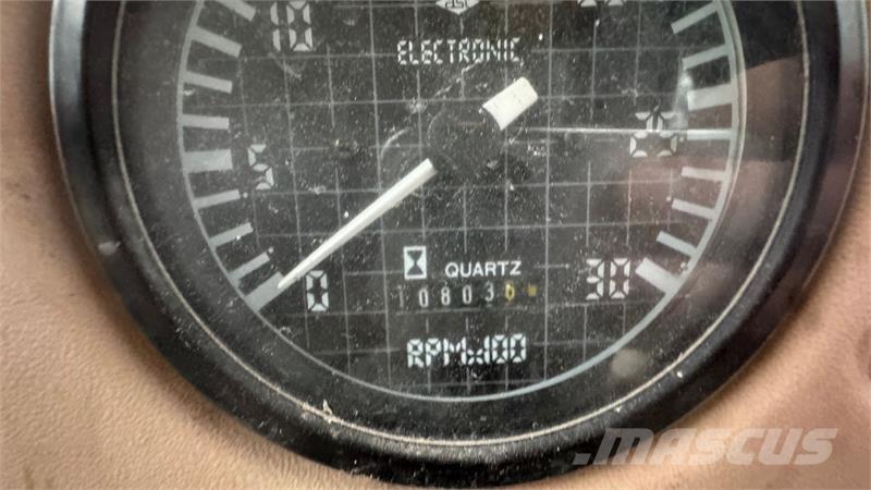 Hydrema 906C Tractopelle