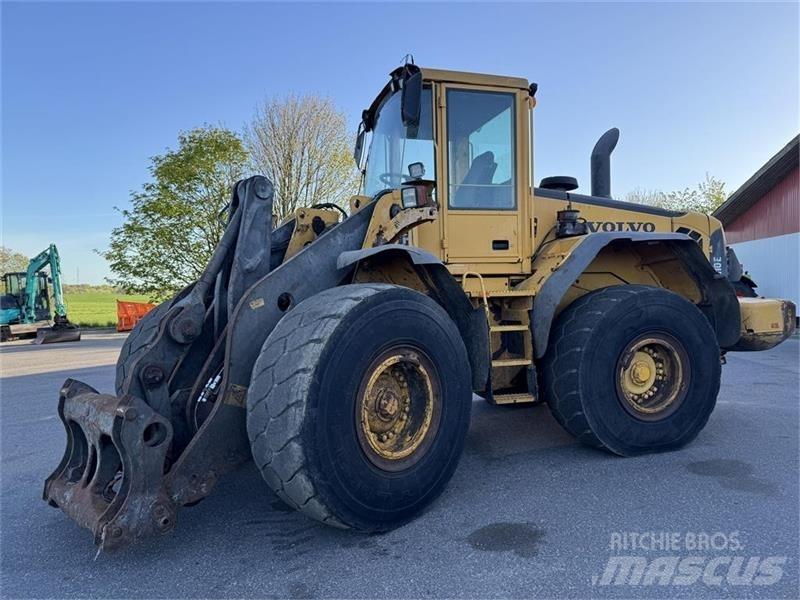Volvo L 110 E Chargeuse sur pneus