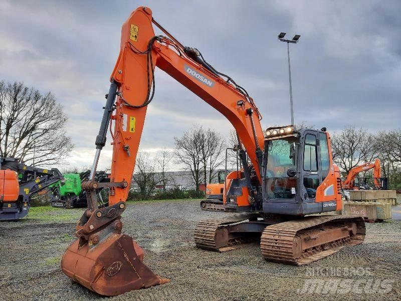 Doosan DX140LCR-5 Pelle sur chenilles