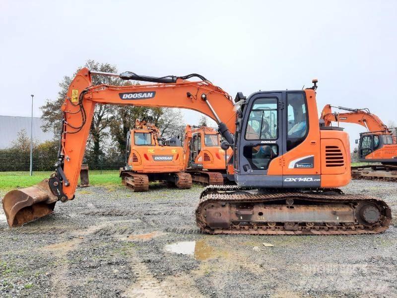 Doosan DX140LCR5 Pelle sur chenilles