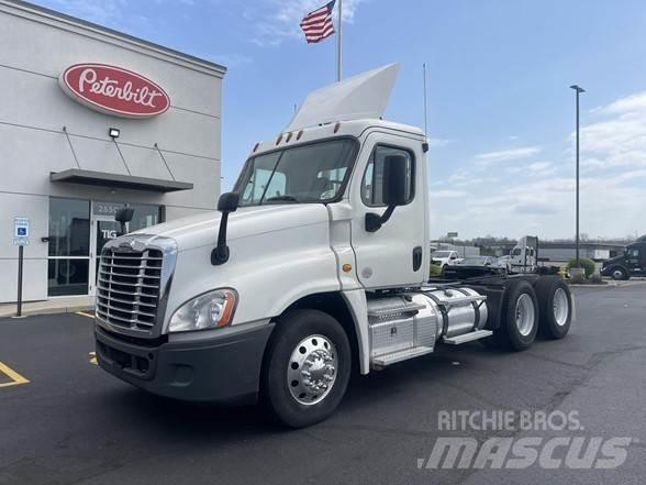 Freightliner CASCADIA 116 Tracteur routier
