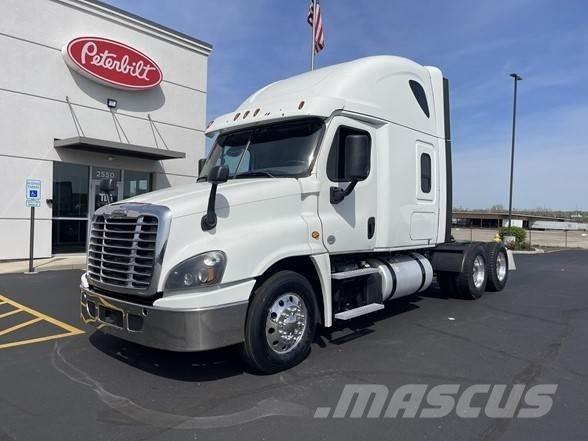 Freightliner CASCADIA 116 Tracteur routier