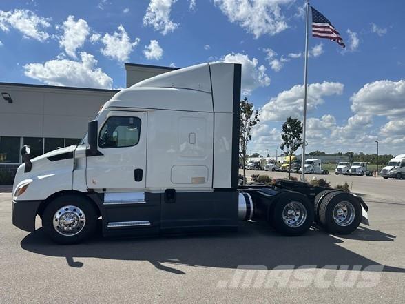 Freightliner CASCADIA 116 Tracteur routier