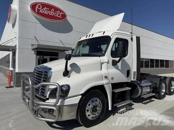 Freightliner CASCADIA 125 Tracteur routier