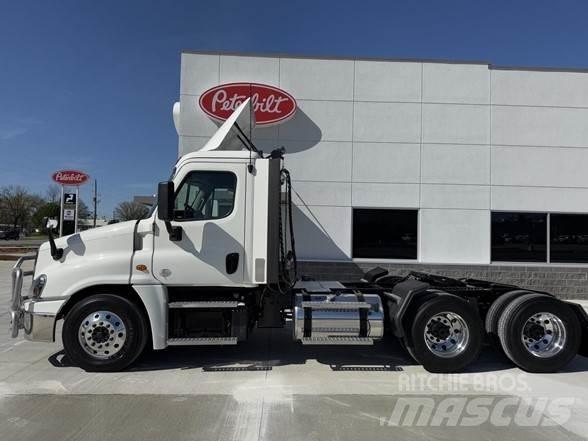 Freightliner CASCADIA 125 Tracteur routier