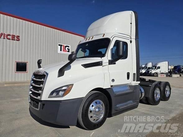 Freightliner CASCADIA 126 Tracteur routier