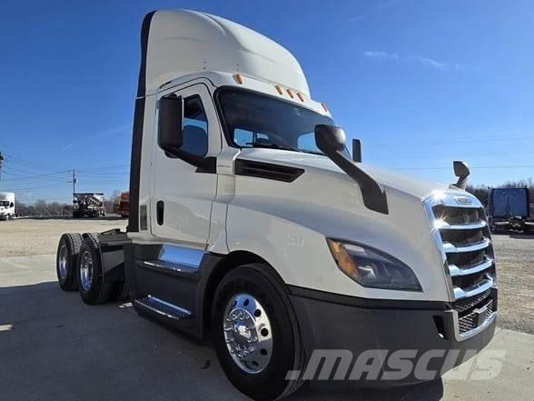 Freightliner CASCADIA 126 Tracteur routier