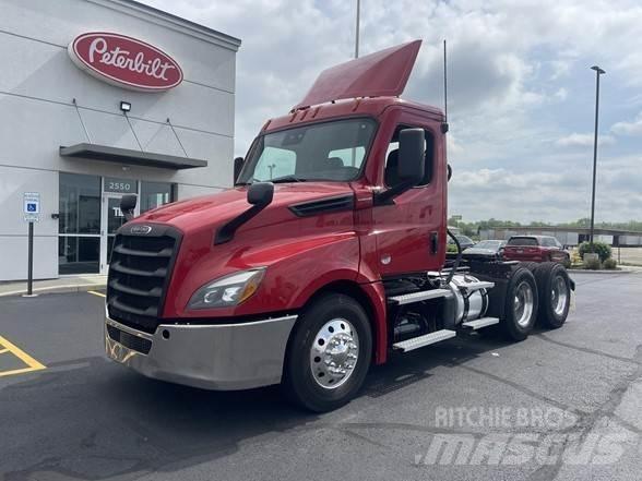 Freightliner CASCADIA 126 Tracteur routier