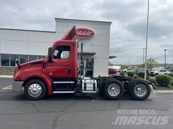 Freightliner CASCADIA 126 Tracteur routier