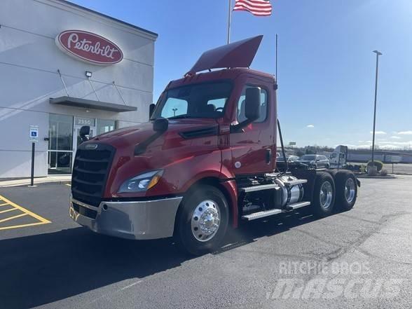 Freightliner CASCADIA 126 Tracteur routier