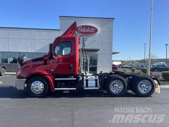 Freightliner CASCADIA 126 Tracteur routier