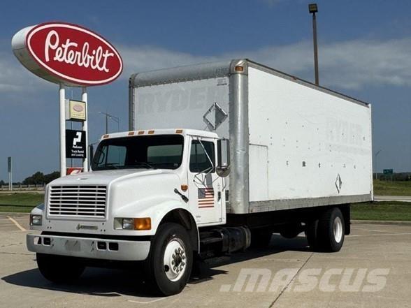 International 4900 Camion Fourgon