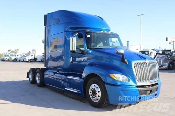 International LT Tracteur routier