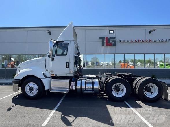 International PROSTAR Tracteur routier