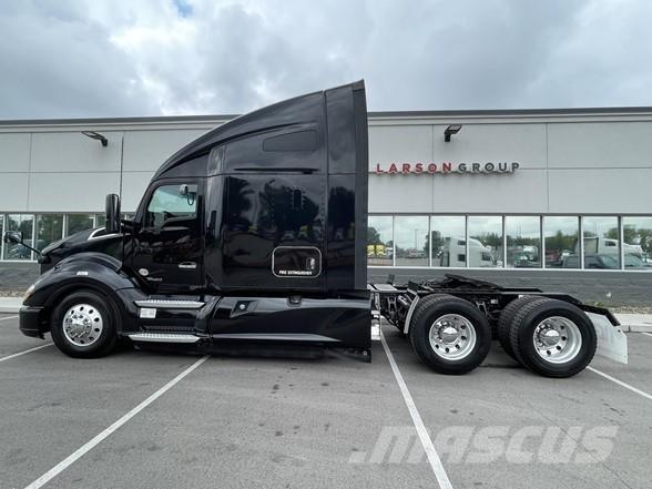 Kenworth T680 Tracteur routier