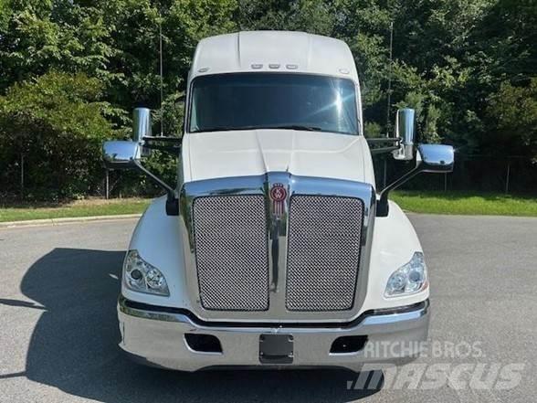 Kenworth T680 Tracteur routier