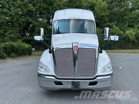 Kenworth T680 Tracteur routier