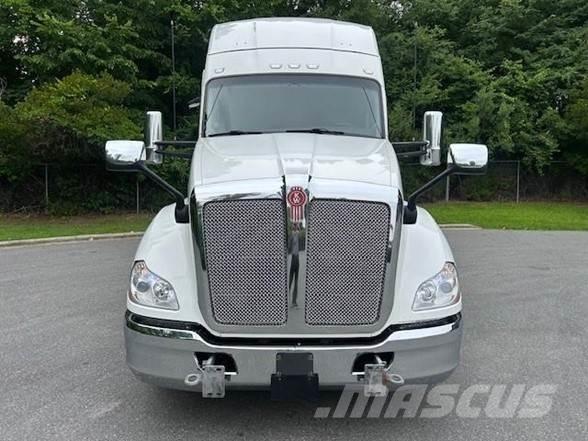 Kenworth T680 Tracteur routier