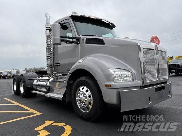 Kenworth T880 Tracteur routier