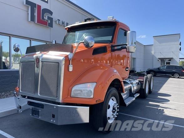 Kenworth T880 Tracteur routier