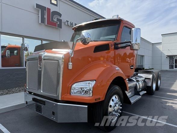 Kenworth T880 Tracteur routier
