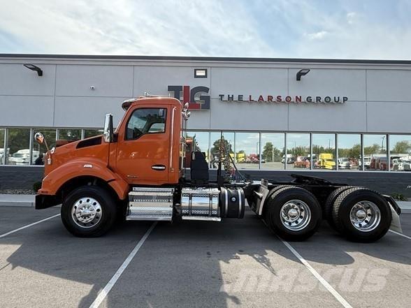 Kenworth T880 Tracteur routier