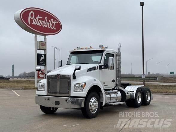Kenworth T880 Tracteur routier