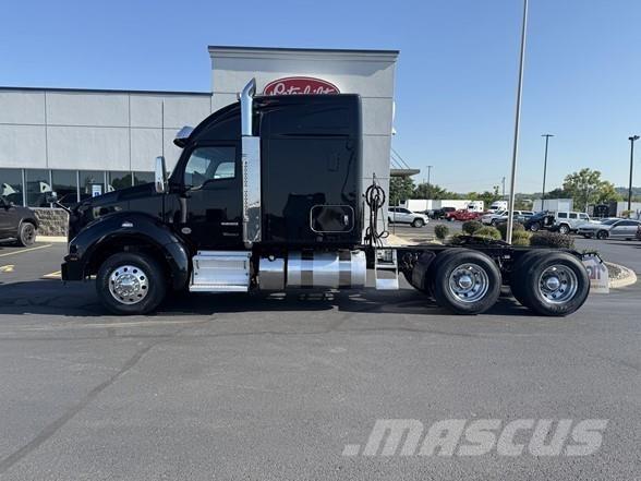 Kenworth T880 Tracteur routier