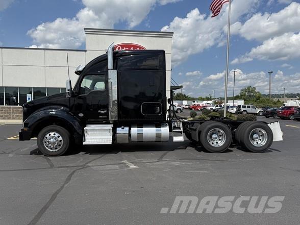 Kenworth T880 Tracteur routier
