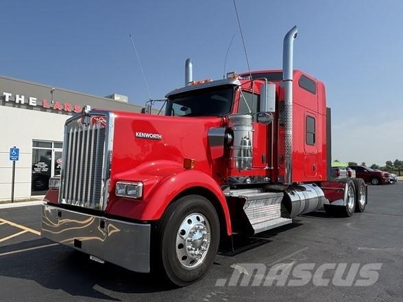 Kenworth W900 Tracteur routier