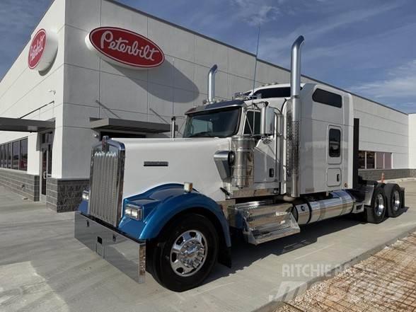 Kenworth W900B Tracteur routier