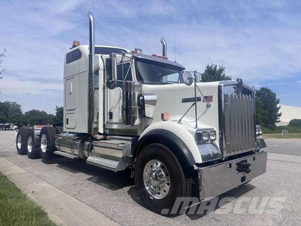 Kenworth W900B Tracteur routier