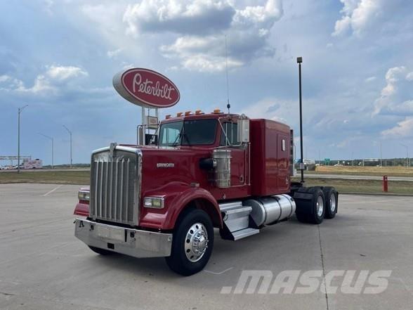 Kenworth W900B Tracteur routier