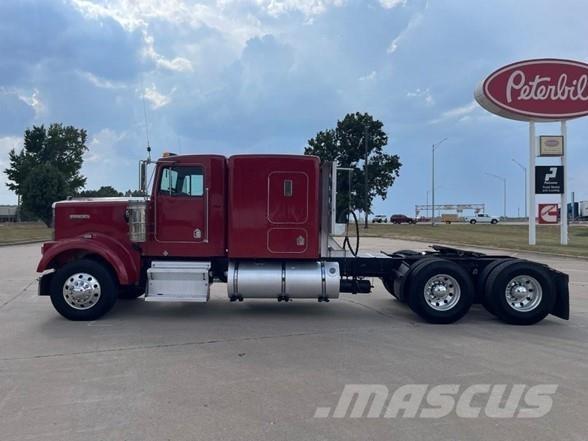 Kenworth W900B Tracteur routier