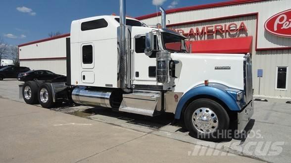 Kenworth W900L Tracteur routier