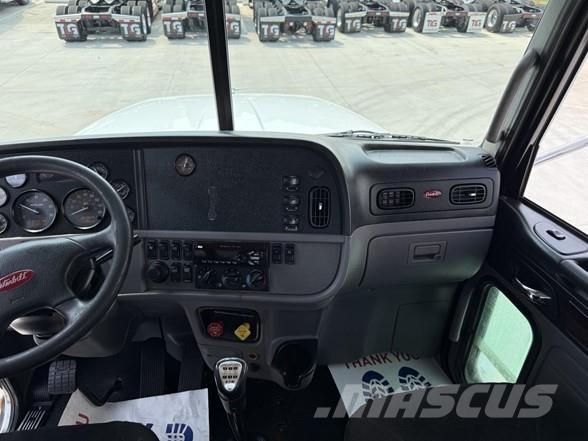 Peterbilt 367 Tracteur routier