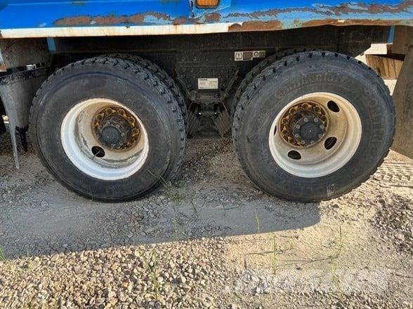 Peterbilt 520 Camion poubelle