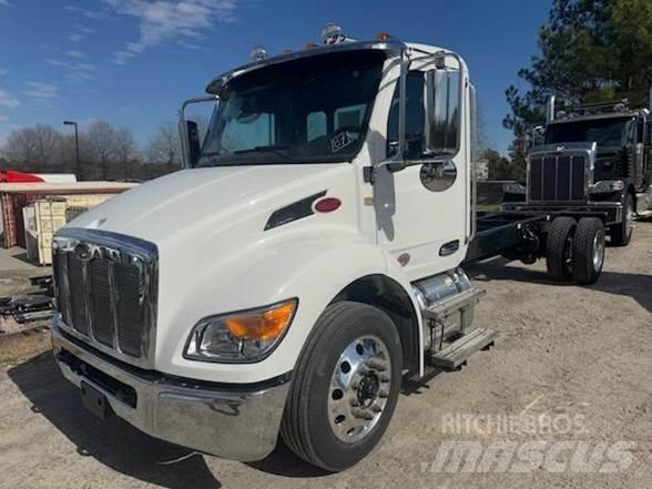 Peterbilt 536 Châssis cabine